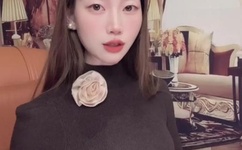 18岁帅哥直播飞机